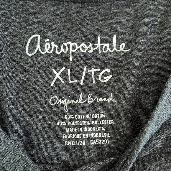 Gray Aéropostale Shirt - Picture 2 of 2